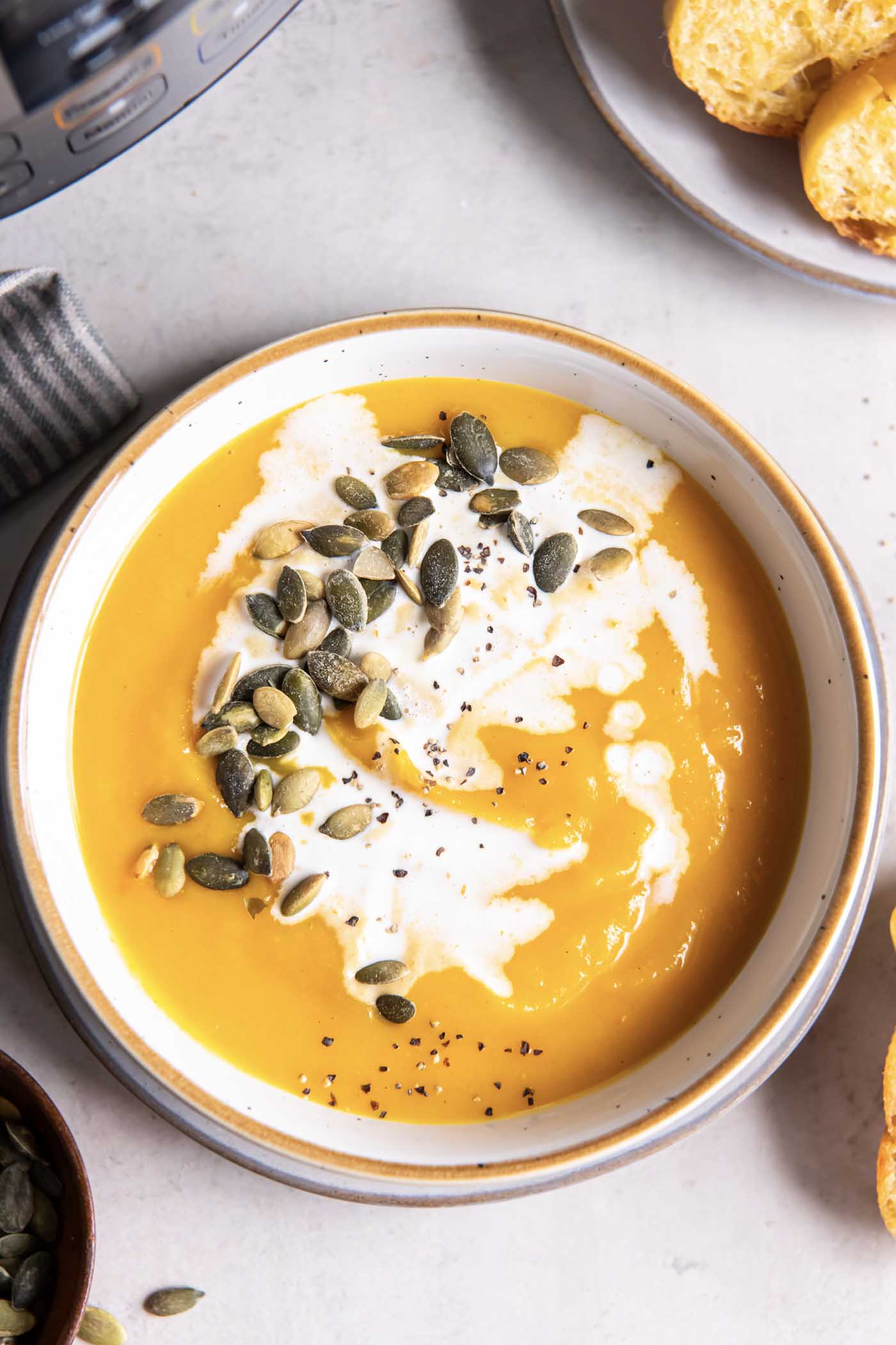 Effortless Instant Pot Butternut Squash Soup in Under 30 Mins